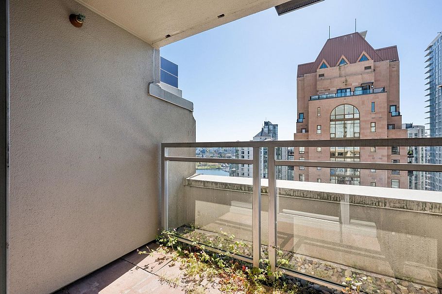 2601 1238 Richards Street Vancouver, BC - 25
