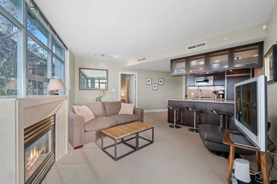 505 628 KINGHORNE MEWS, Vancouver BC V6Z 3A9 Vancouver, BC - 3