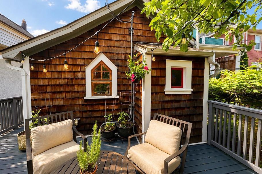 732 E Pender Street Vancouver, BC - 36