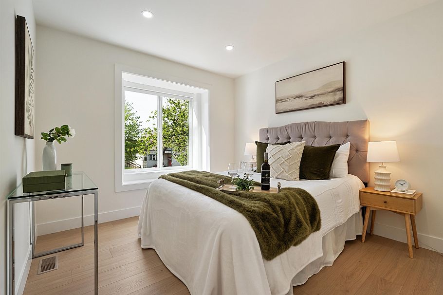 1 2447 E 41 Avenue Vancouver, BC - 10