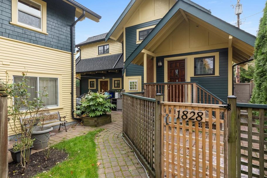 1820 W 11th Avenue Vancouver, BC - 3