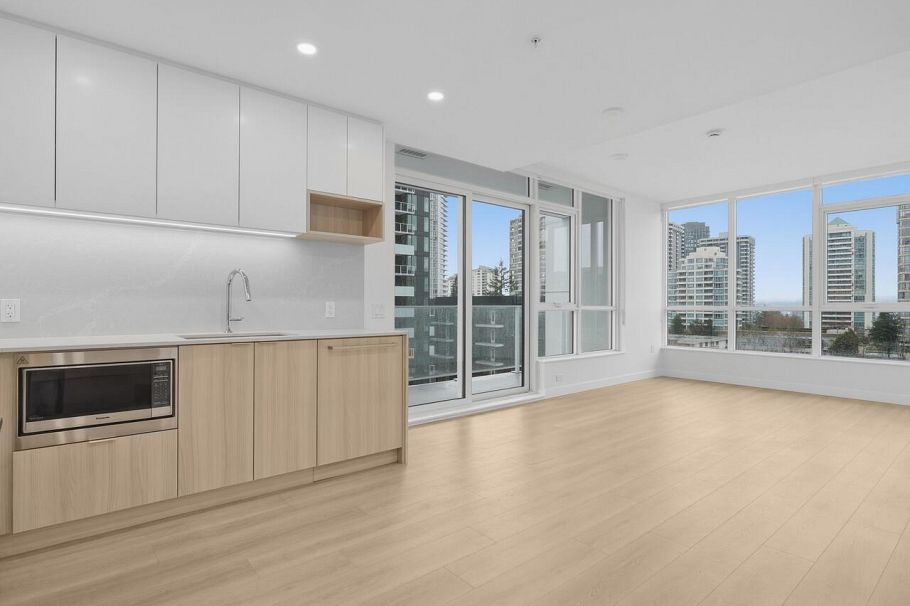 501 6087 Wilson Avenue Burnaby, BC - 3