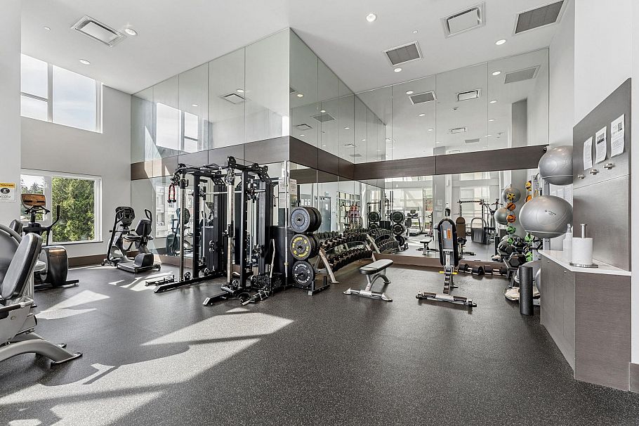 403 2780 Valley Centre Avenue North Vancouver, BC - 24