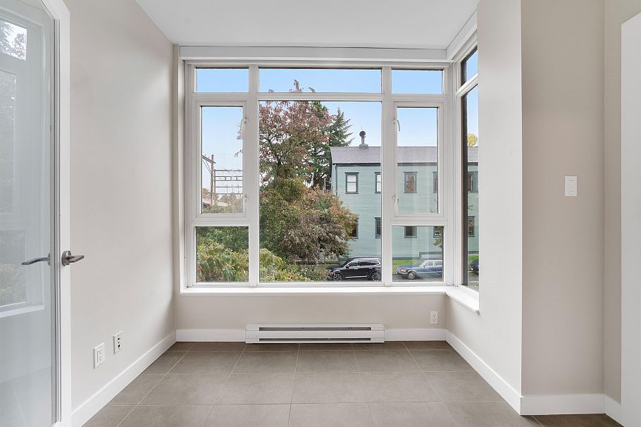 2389 Scotia Street Vancouver, BC - 22