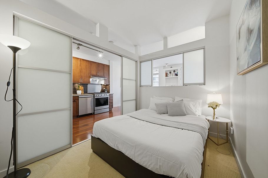 306 2055 Yukon Street Vancouver, BC - 11