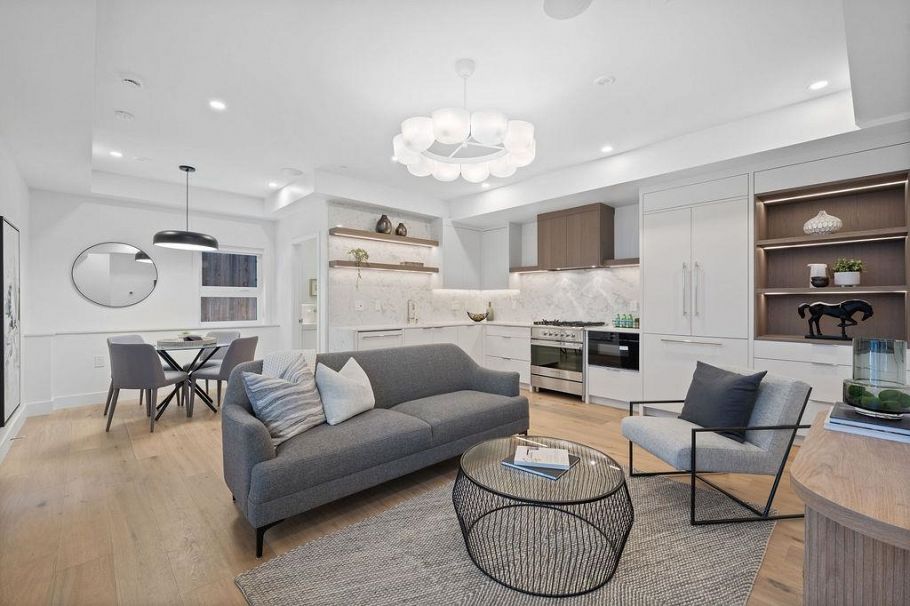 1145 W 33rd Avenue Vancouver, BC - 3