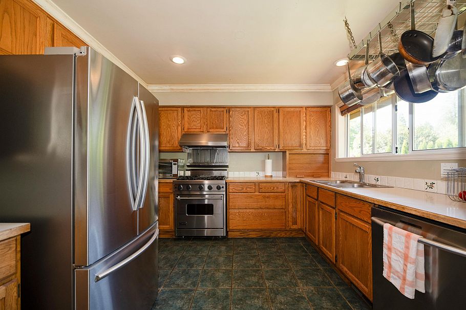 893 Friar Crescent North Vancouver, BC - 13