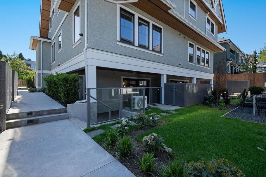 1137 W 33rd Avenue Vancouver, BC - 27