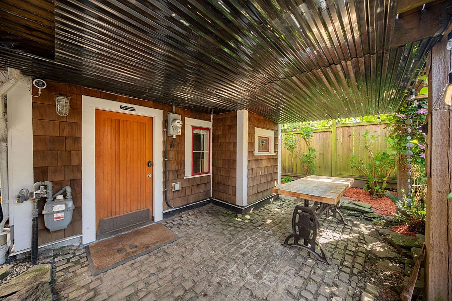 732 E Pender Street Vancouver, BC - 33