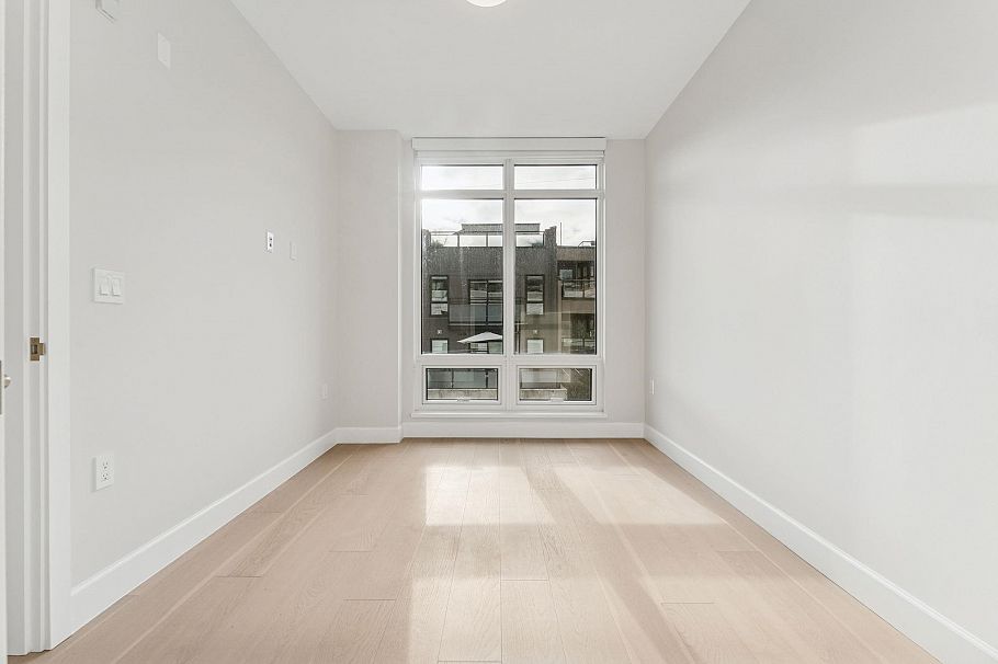 304 3668 W 10th Avenue Vancouver, BC - 20