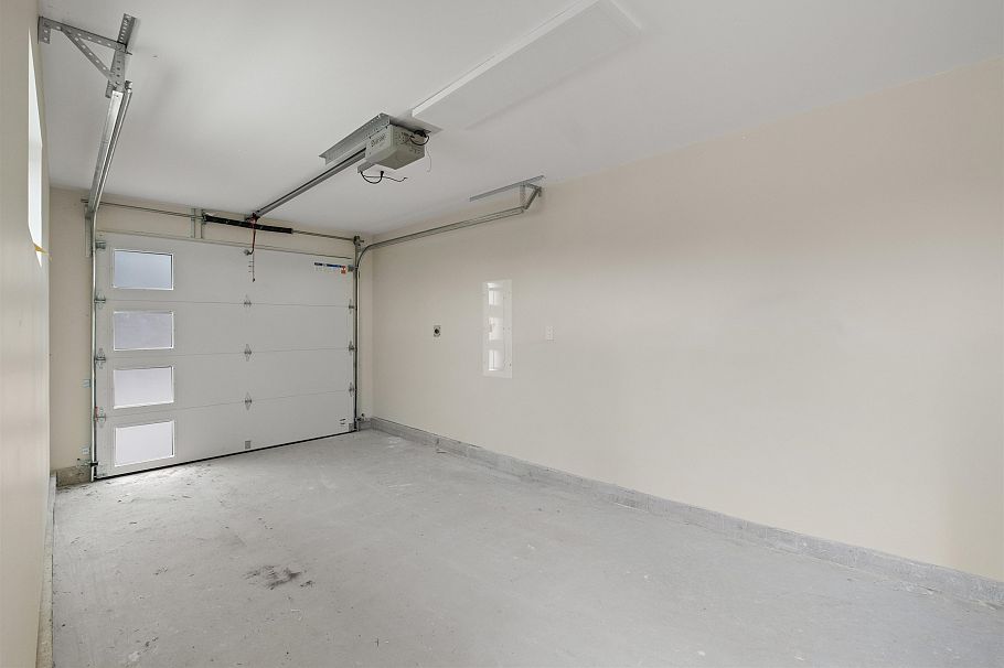 502 E 5th Street North Vancouver, BC - 33