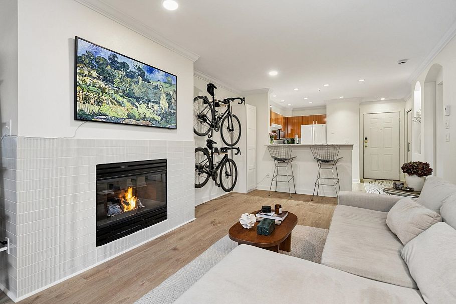 114 155 E 3rd Street North Vancouver, BC - 8