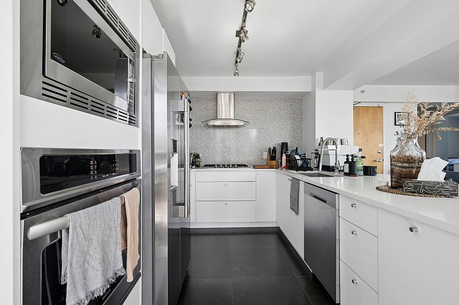 2601 1238 Richards Street Vancouver, BC - 10