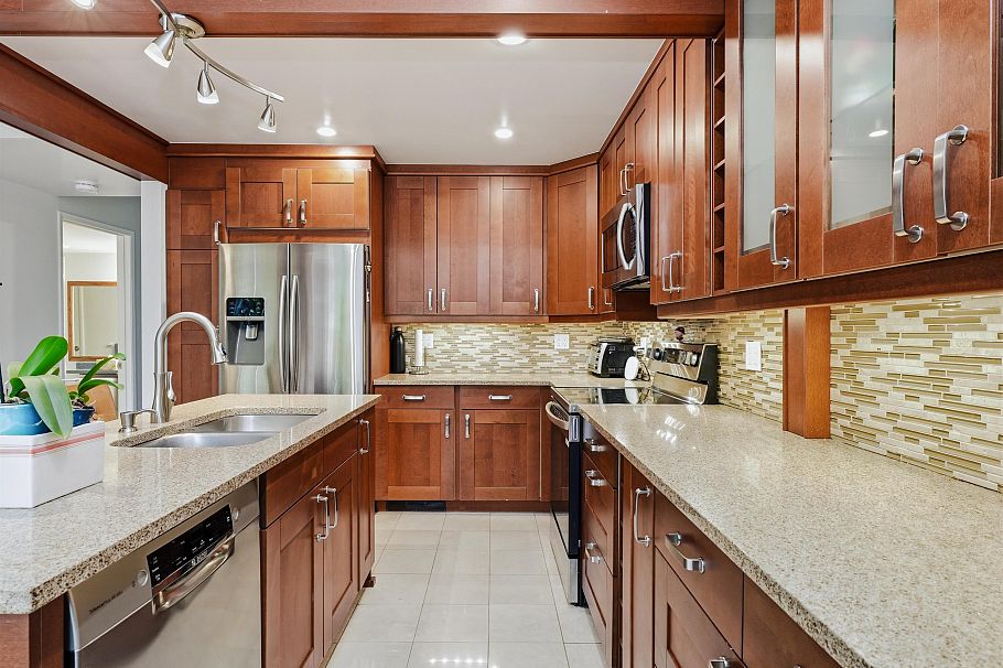3542 Hurst Place Vancouver, BC - 3