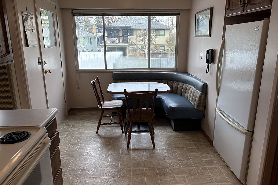 2717 Waverley Avenue Vancouver, BC - 9