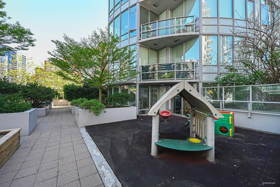 2205 833 Homer Street Vancouver, BC - 25