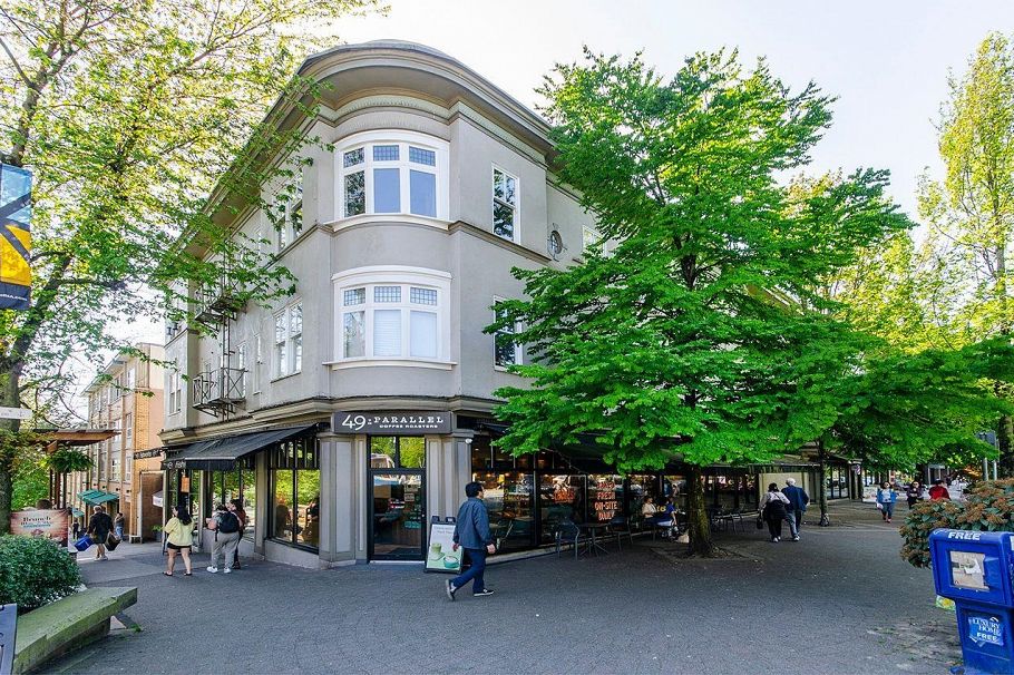 902 124 W 1st Street North Vancouver, BC - 23