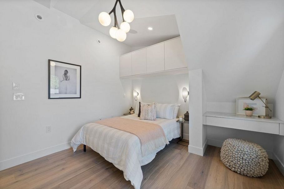 1145 W 33rd Avenue Vancouver, BC - 23
