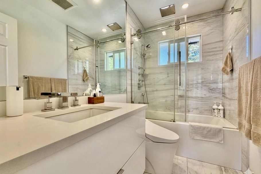 3362 Manning Crescent North Vancouver, BC - 30