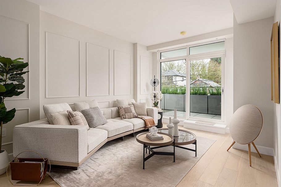 202 3668 W 10th Avenue Vancouver, BC - 3