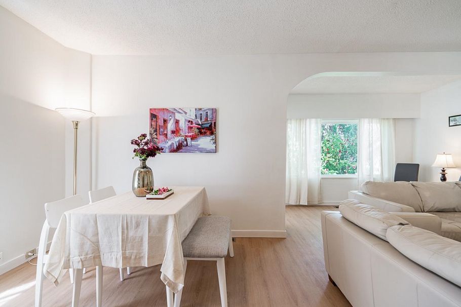 2720 W 24th Avenue Vancouver, BC - 11