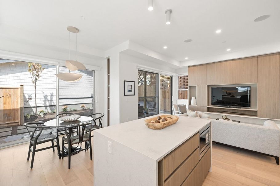 2 625 E 24th Avenue Vancouver, BC - 13