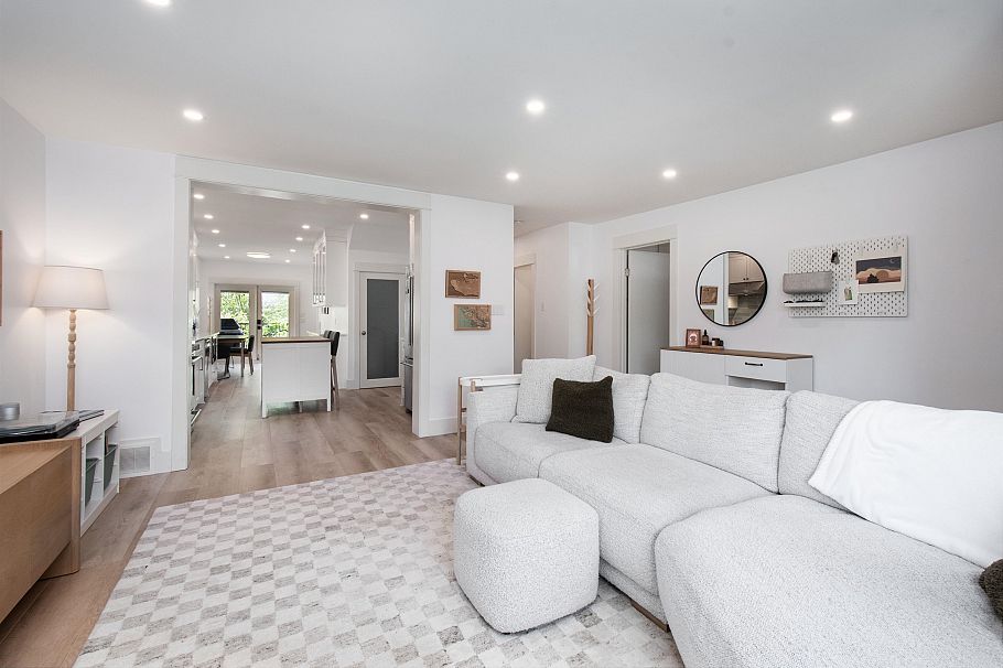 2248 Graveley Street Vancouver, BC - 6
