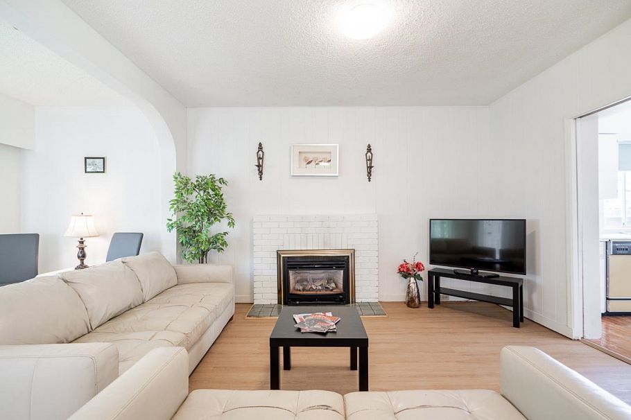 2720 W 24th Avenue Vancouver, BC - 6