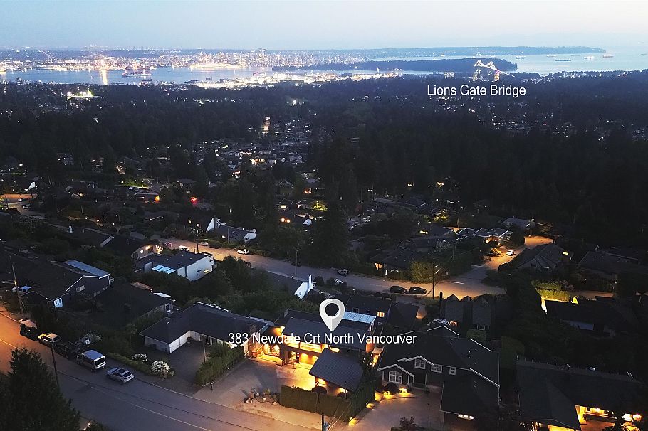 383 Newdale Street North Vancouver, BC - 37