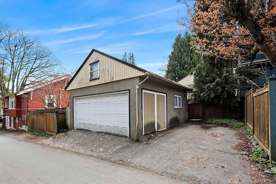 905 W 23rd Avenue Vancouver, BC - 6