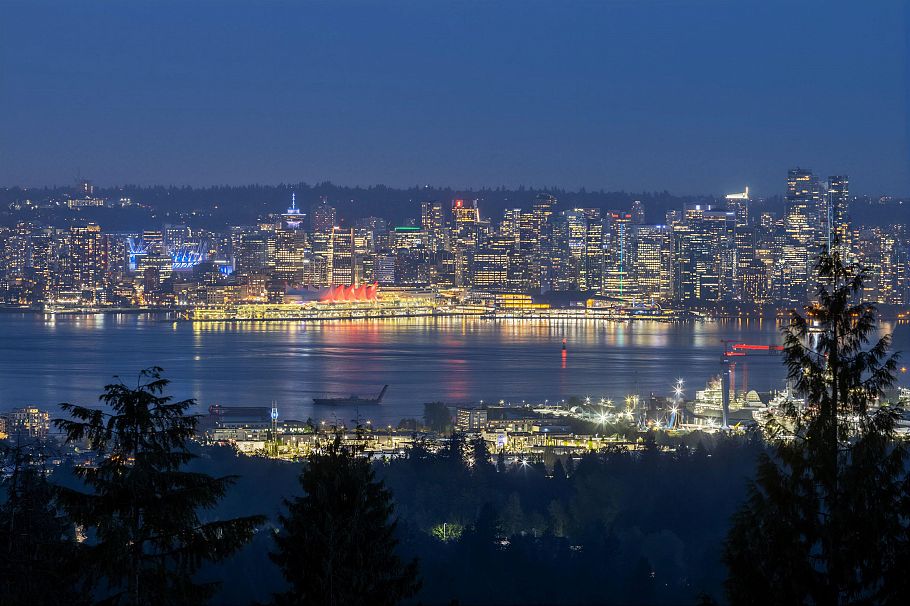 383 Newdale Street North Vancouver, BC - 4