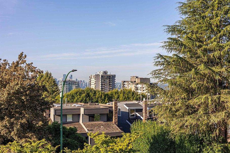 1 & 2 244 E 5th Street North Vancouver, BC - 22