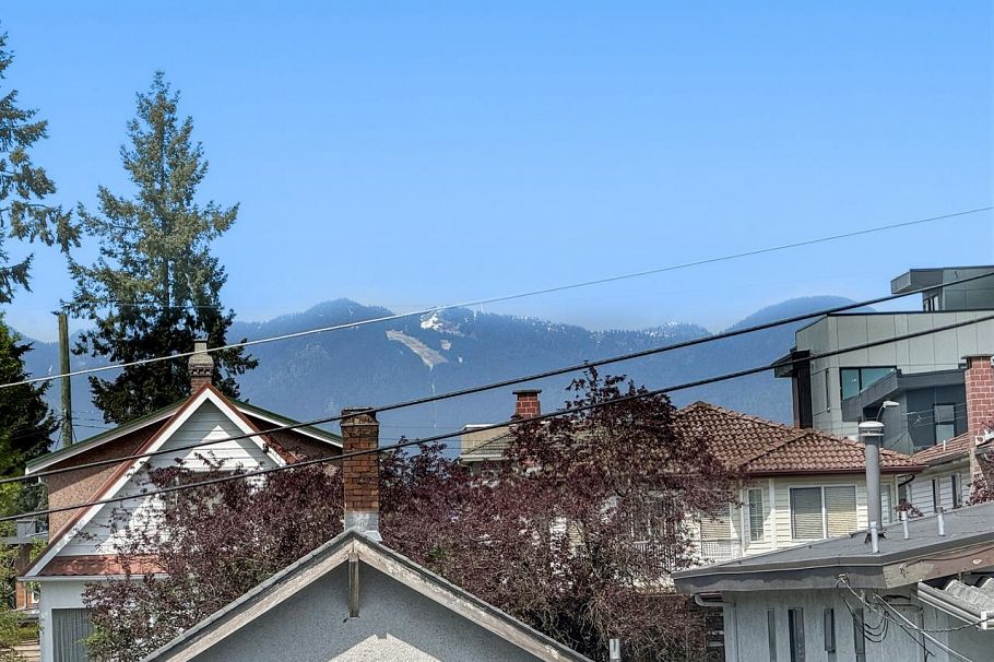 2 625 E 24th Avenue Vancouver, BC - 28