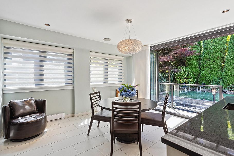 4468 W 1st Avenue Vancouver, BC - 21