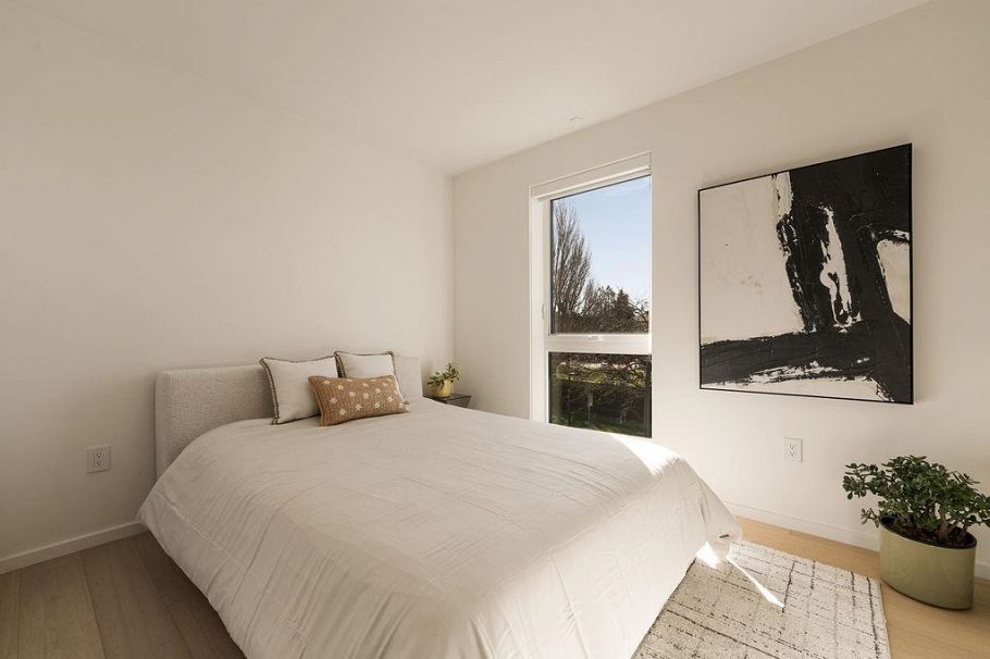 692 W 29th Avenue Vancouver, BC - 23