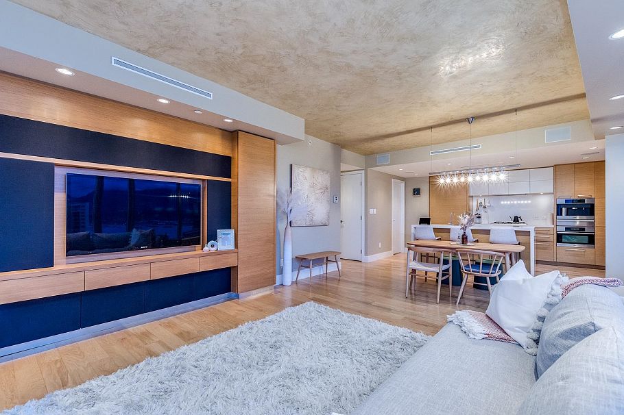 3204 667 Howe Street Vancouver, BC - 4