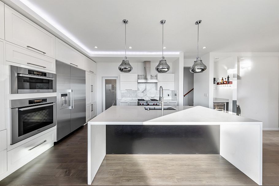 383 Newdale Street North Vancouver, BC - 7