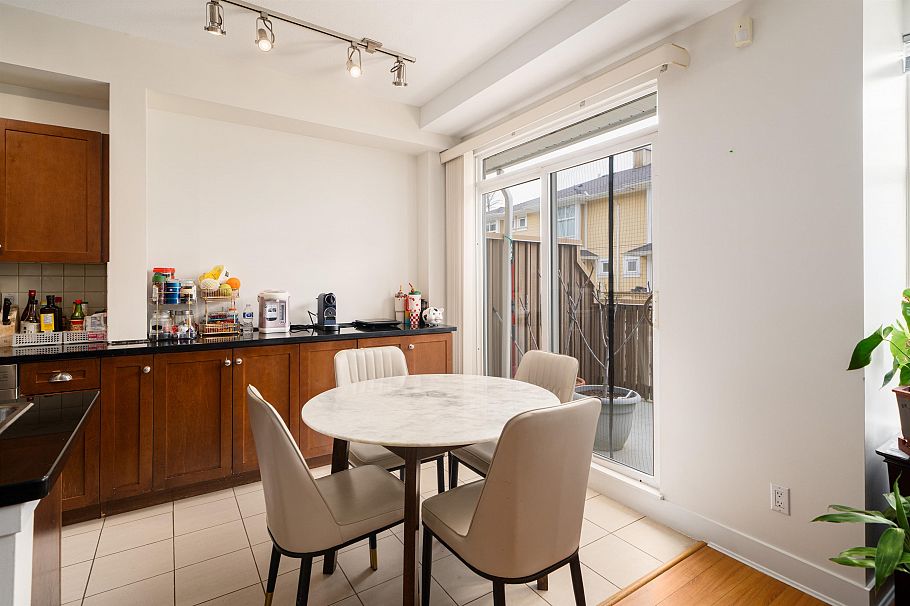 968 Westbury Walk Vancouver, BC - 12