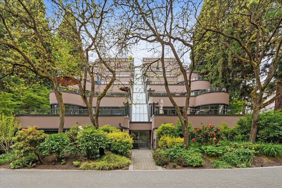 49 1425 Lamey's Mill Road Vancouver, BC - 26