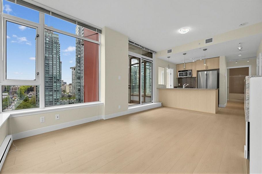 1602 1211 Melville Street Vancouver, BC - 32