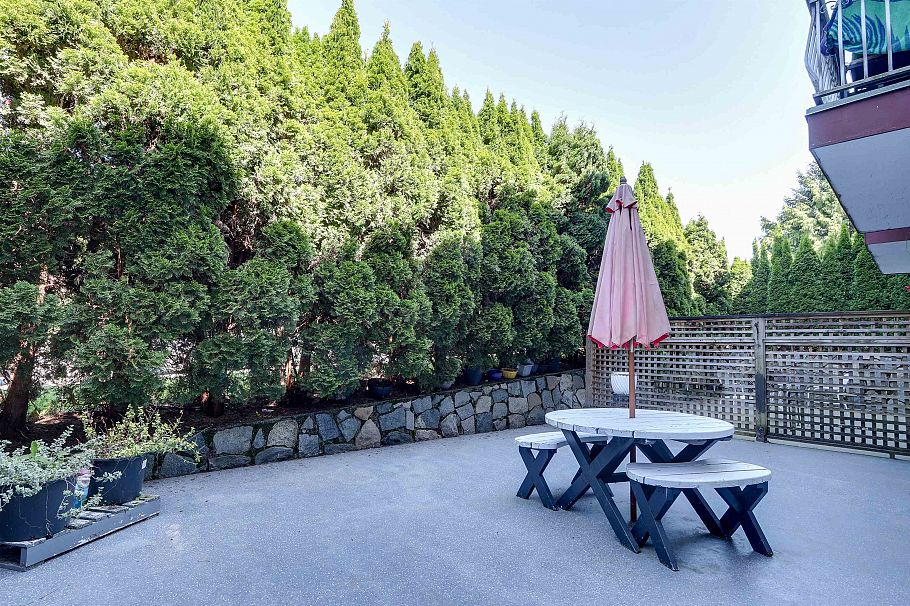 104 135 W 21st Street North Vancouver, BC - 18