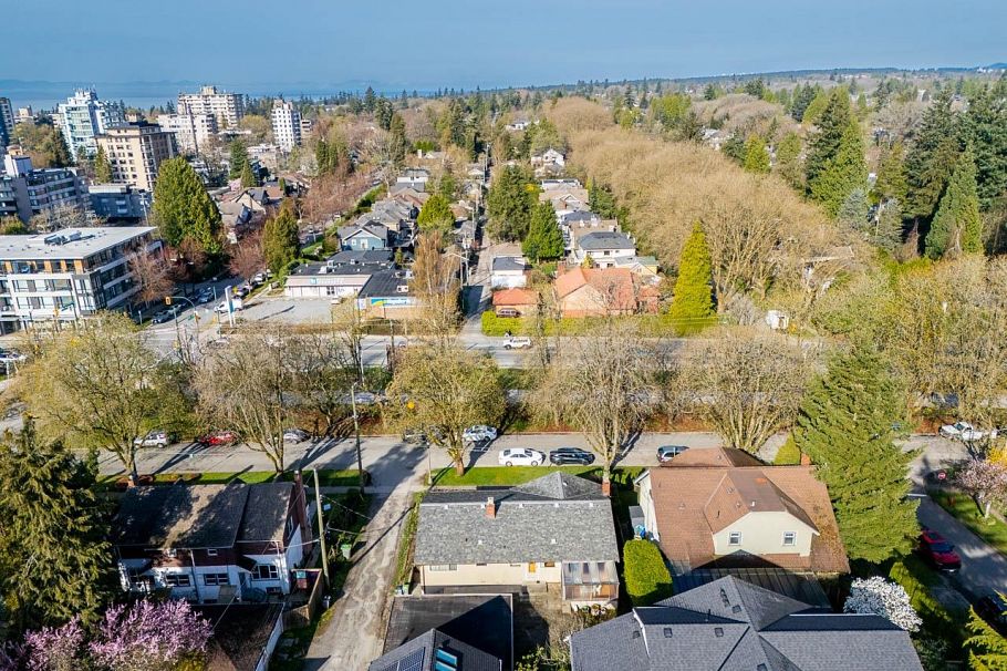 5240 East Boulevard Boulevard Vancouver, BC - 37