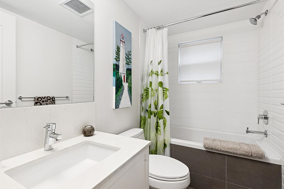 2 244 E 5th Street North Vancouver, BC - 15