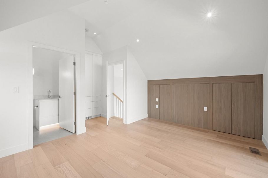 2 625 E 24th Avenue Vancouver, BC - 25