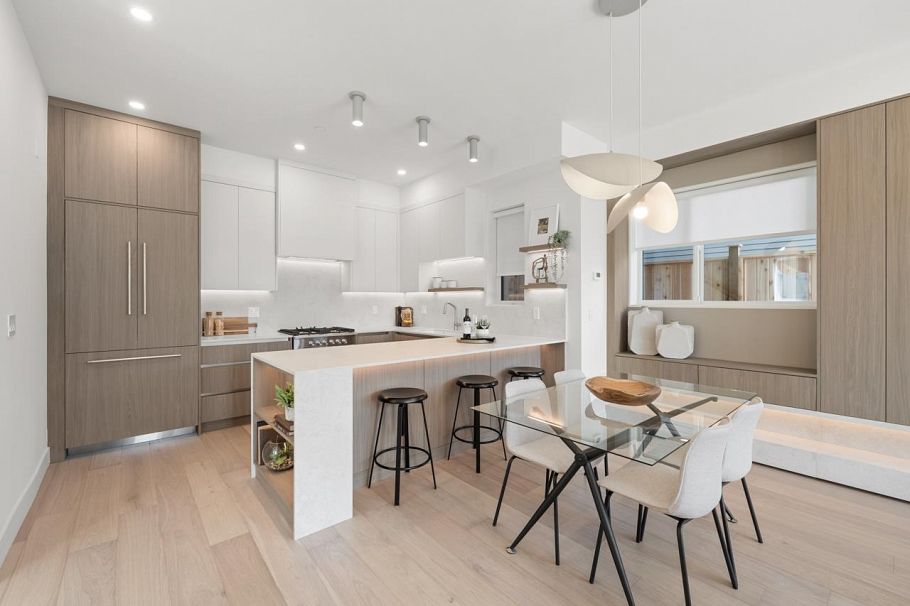 1 625 E 24th Avenue Vancouver, BC - 8