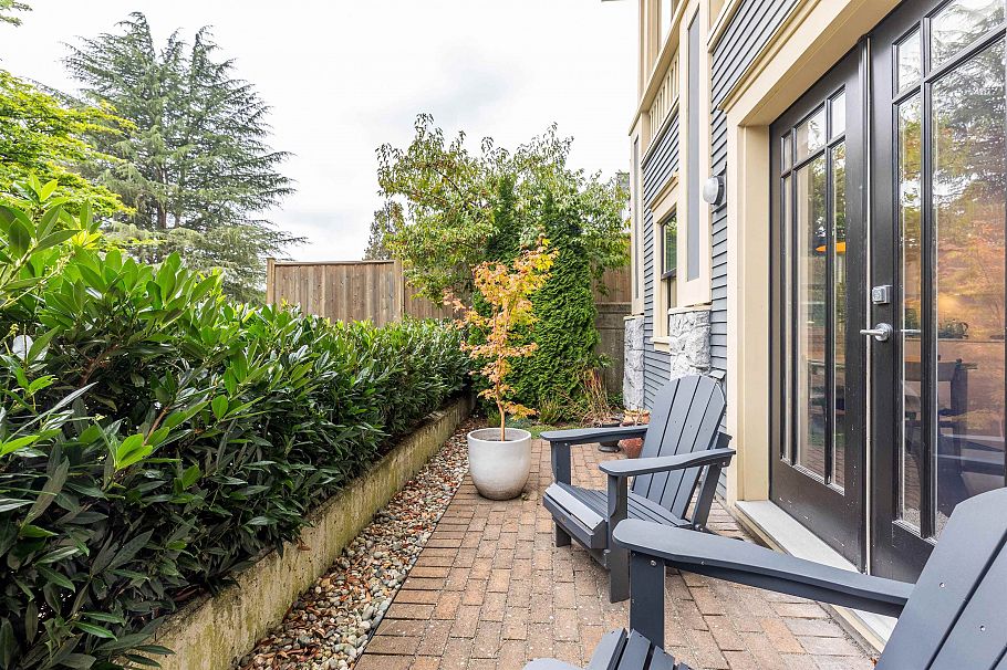 2 244 E 5th Street North Vancouver, BC - 20
