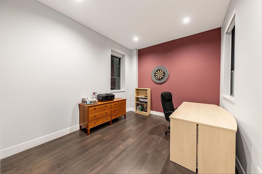 383 Newdale Street North Vancouver, BC - 34