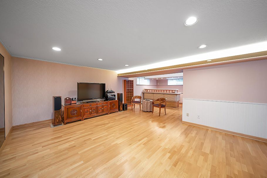 3 Sennok Crescent Vancouver, BC - 32