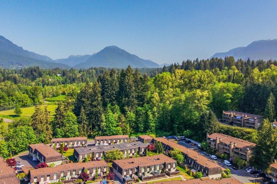 1039 Old Lillooet Road North Vancouver, BC - 26