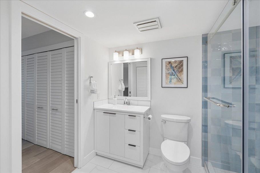 49 1425 Lamey's Mill Road Vancouver, BC - 25